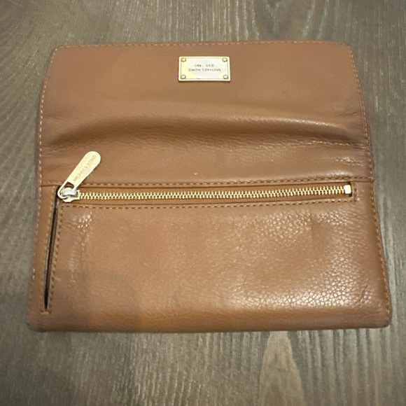Vintage Michael Kors MK Tan Full Size‎ Soft Leather Wallet w/ Checkbook Holder - Picture 10 of 12